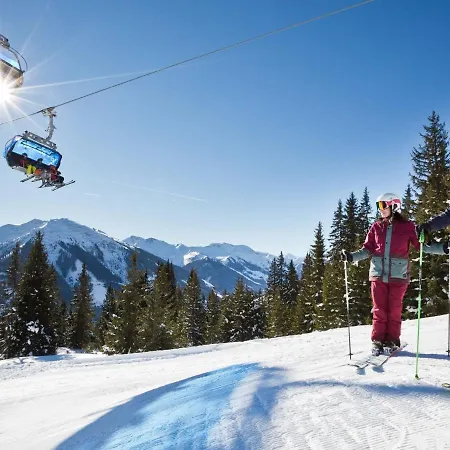 Apartment Int4 - 2 Zimmer Max- 5 Personen A3 By Interhome Lejlighed Saalbach-Hinterglemm