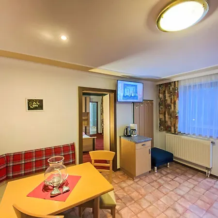 Apartment Int4 - 2 Zimmer Max- 5 Personen A3 By Interhome