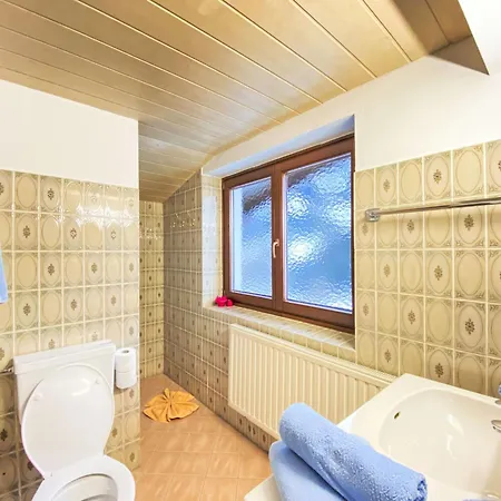 Apartment Int4 - 2 Zimmer Max- 5 Personen A3 By Interhome